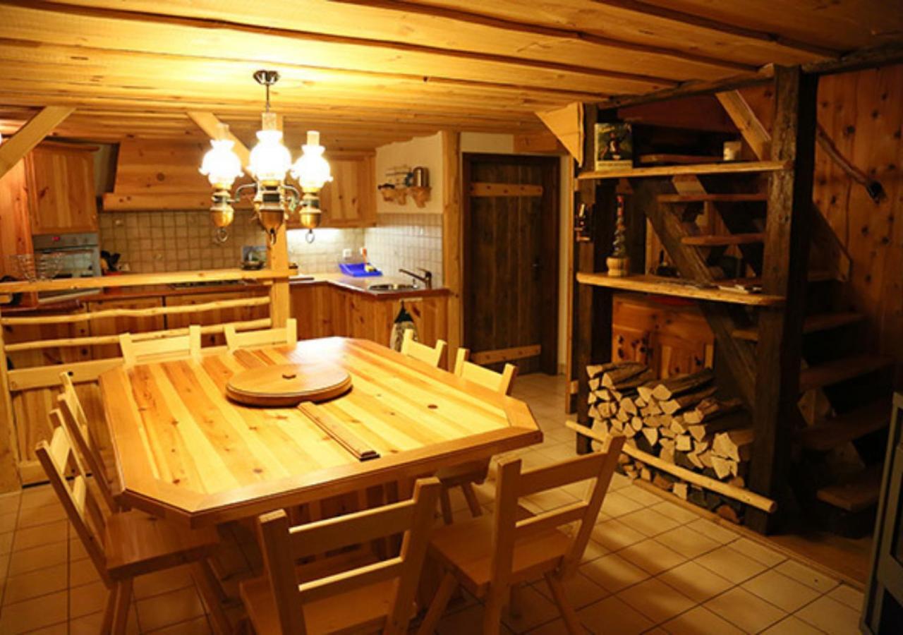 Au Petit Gite Les Paccots Chatel Saint Denis Bagian luar foto